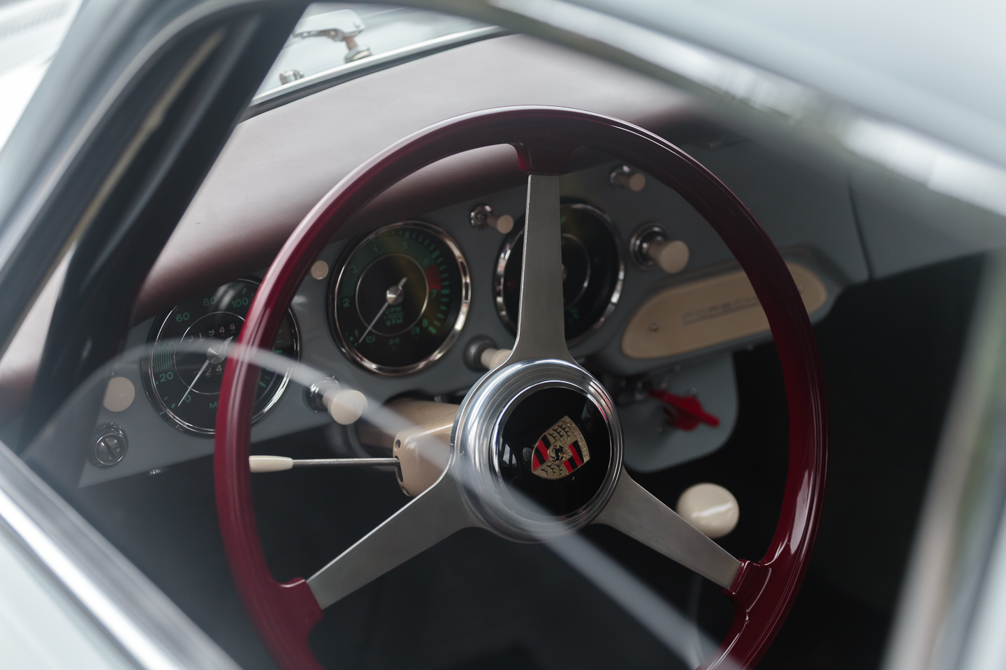 Porsche 356 interior